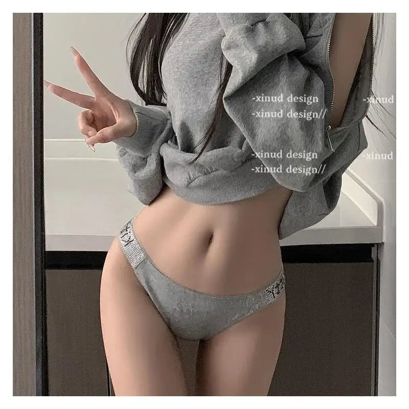 Sanrios Hello Kittys Triangle Panties Soft Sexy Girls Party 2026 New Glitter 3D Sweet Spicy Cartoon Light European Comfortable