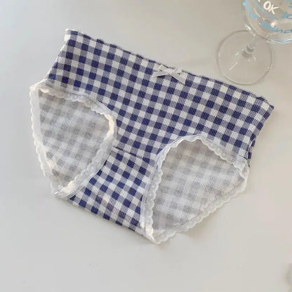 Sanrios Hello Kittys Womens Triangle Panties Pure Cotton for High School Girls Cute Cartoon Print Fashion Breathable Sweet Cute